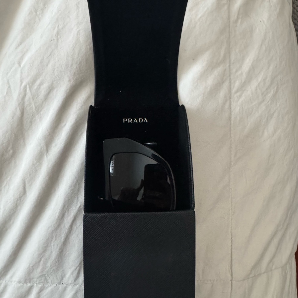 Prada 55 mm Butterfly Sunglasses AUTHENTIC - Picture 2 of 8